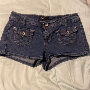 L.E.I Ashley Louise Shorts